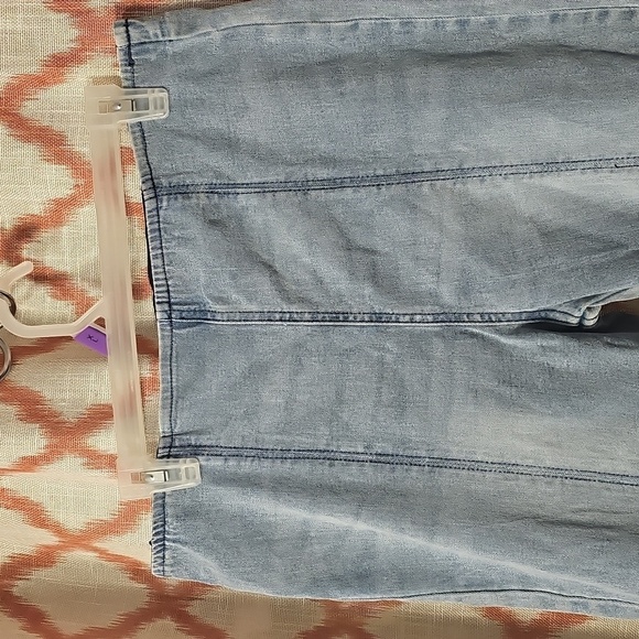 Women's Blue Flared Jeans - Picture 4 of 7